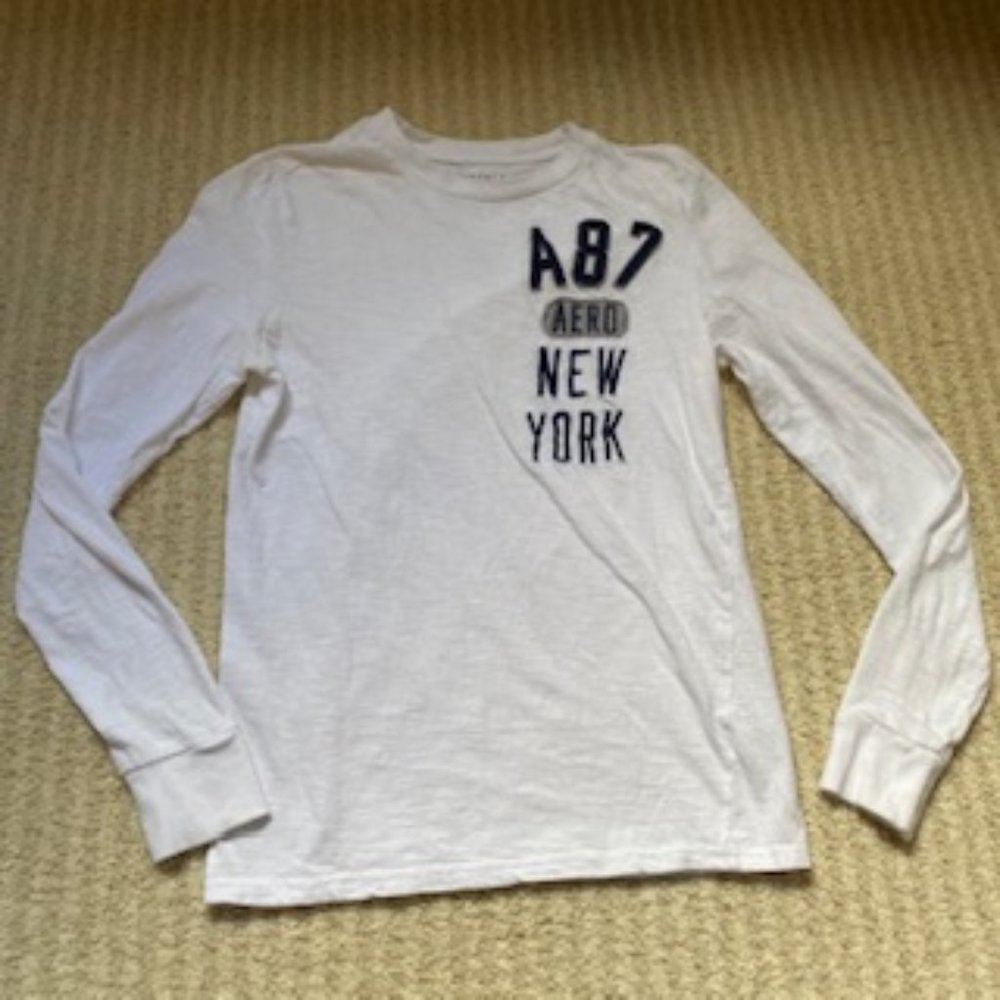 young mens Aero Long sleeve shirt D12